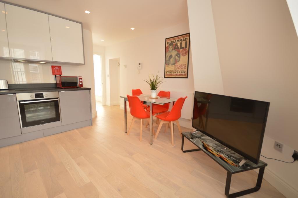 Apartament St Anne'S Court By Indigo Flats Londyn Zewnętrze zdjęcie