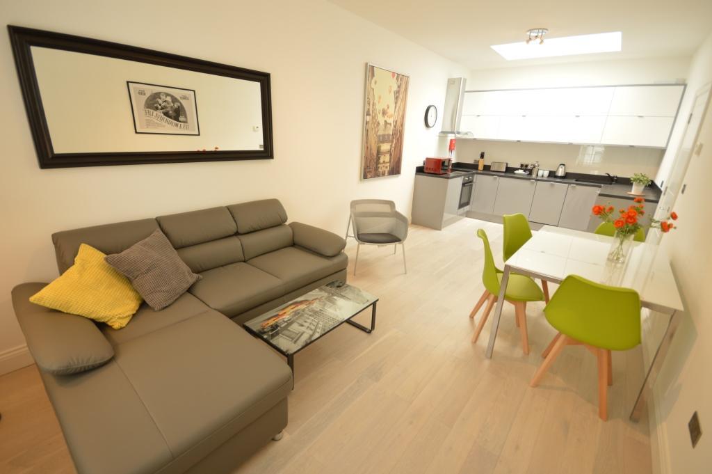 Apartament St Anne'S Court By Indigo Flats Londyn Zewnętrze zdjęcie