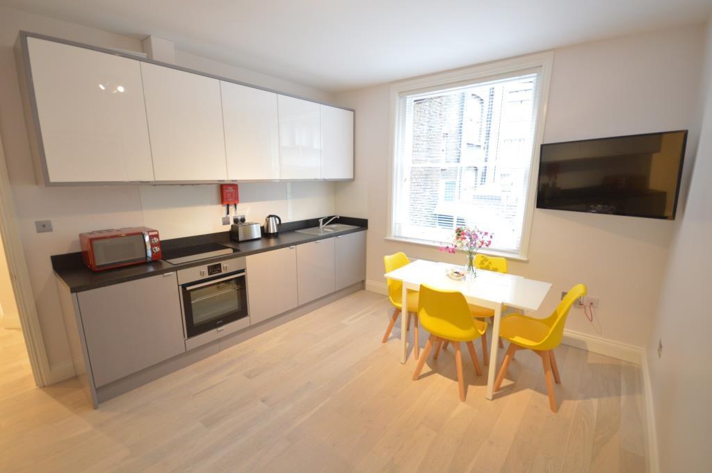 Apartament St Anne'S Court By Indigo Flats Londyn Zewnętrze zdjęcie