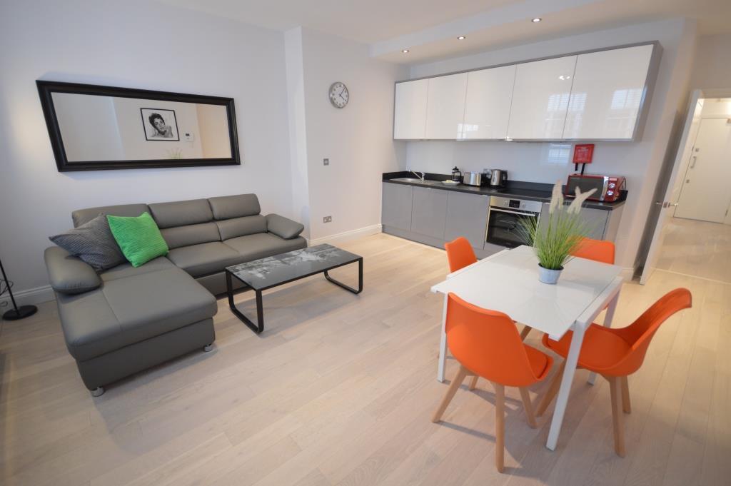 Apartament St Anne'S Court By Indigo Flats Londyn Zewnętrze zdjęcie
