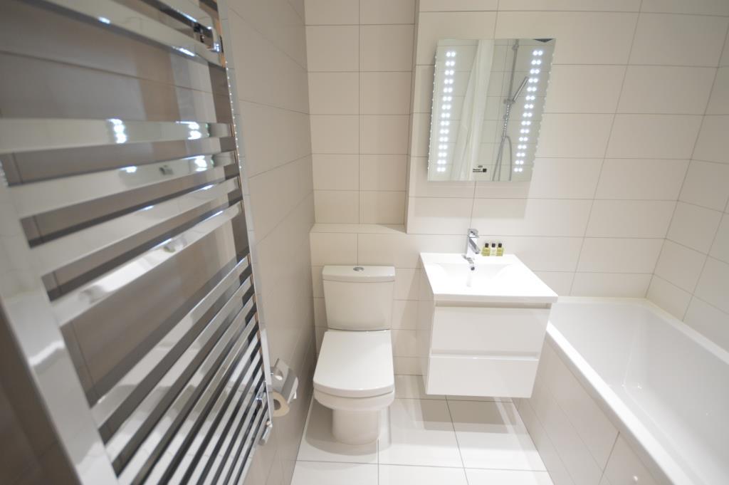 Apartament St Anne'S Court By Indigo Flats Londyn Zewnętrze zdjęcie